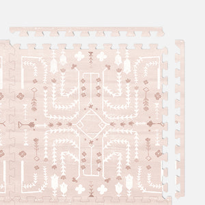 Play Mat in Grapefruit Floral Persian / 4x6