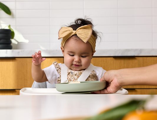 Starting Solids— What are the 5 first foods if your baby is ready to start solids? Q&A with Kim Grenawitzke, Feeding Expert at Solid Starts
