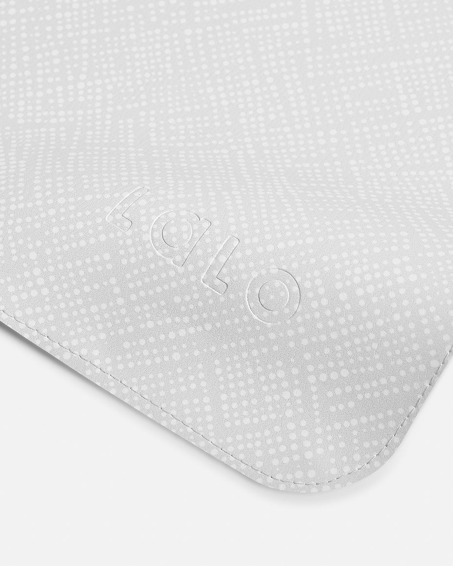 lalo2.0_grey-scattered-dot