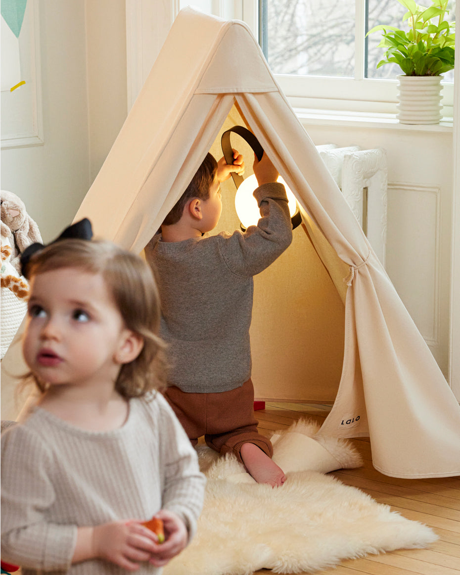 The Play Tent – Lalo
