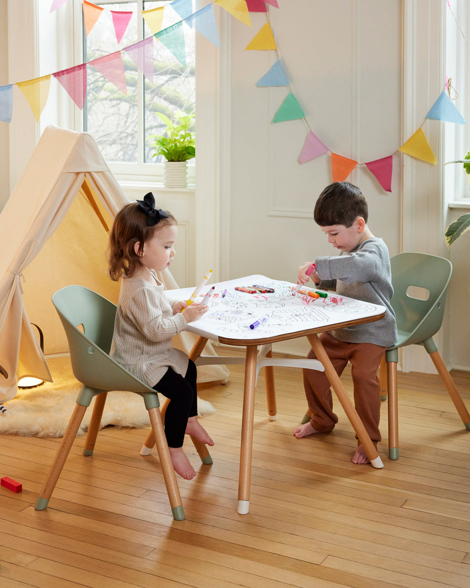 https://www.meetlalo.com/cdn/shop/products/lt_The-Play-Kit-Giant-Coloring-Sheets-Play-Room-Talent-Sage-11.jpg?v=1694021793